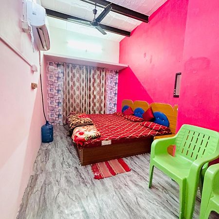 Shivalay Paying Guest House Waranasi Zewnętrze zdjęcie