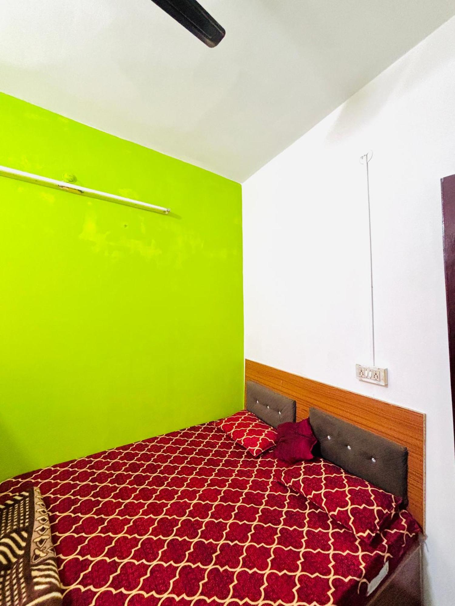 Shivalay Paying Guest House Waranasi Zewnętrze zdjęcie