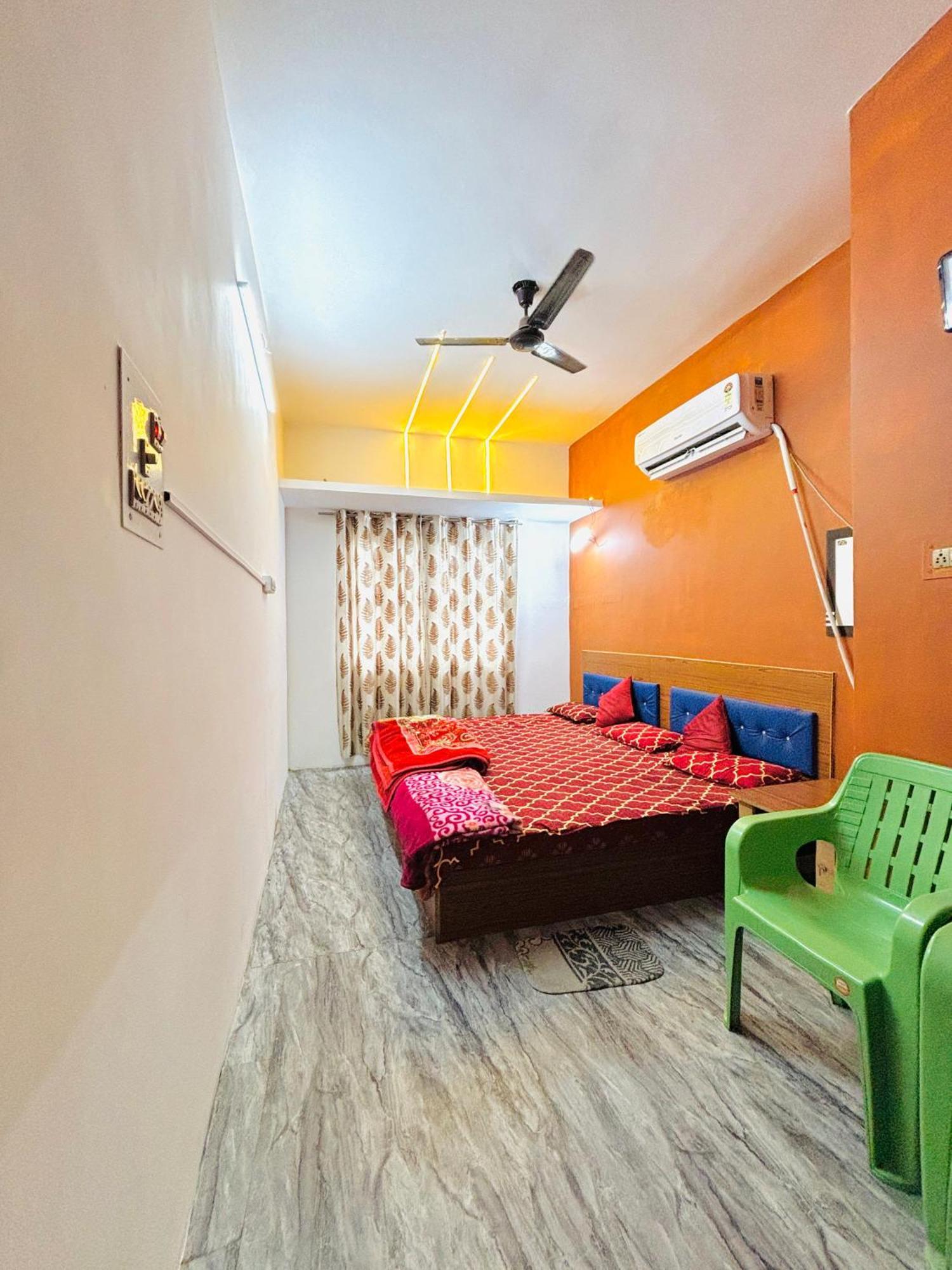 Shivalay Paying Guest House Waranasi Zewnętrze zdjęcie
