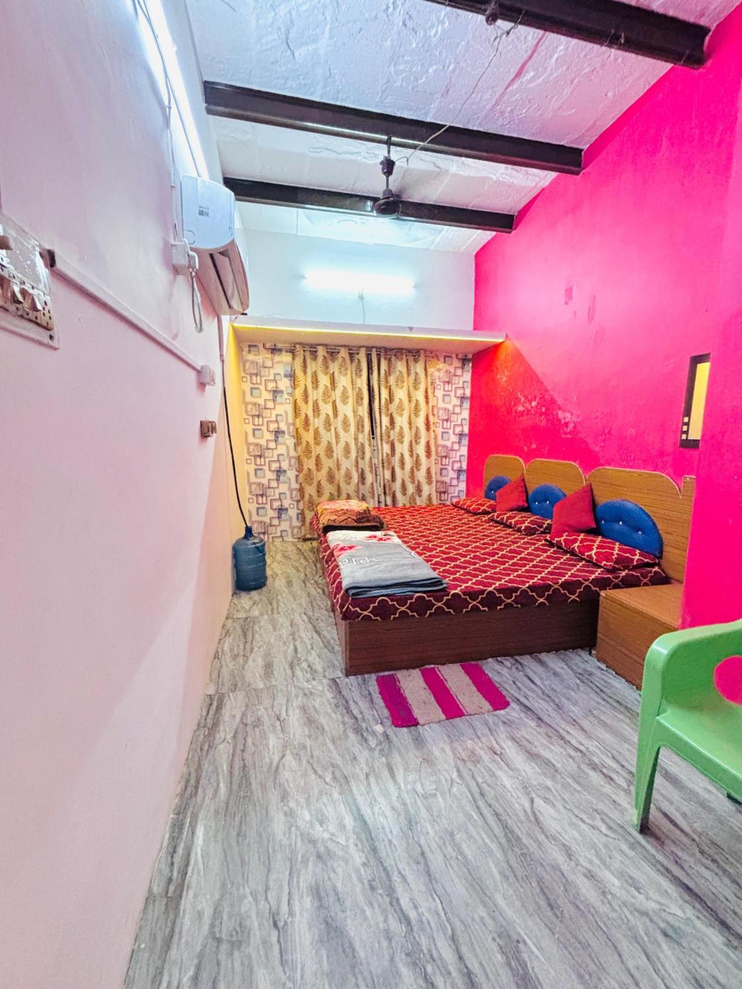 Shivalay Paying Guest House Waranasi Zewnętrze zdjęcie