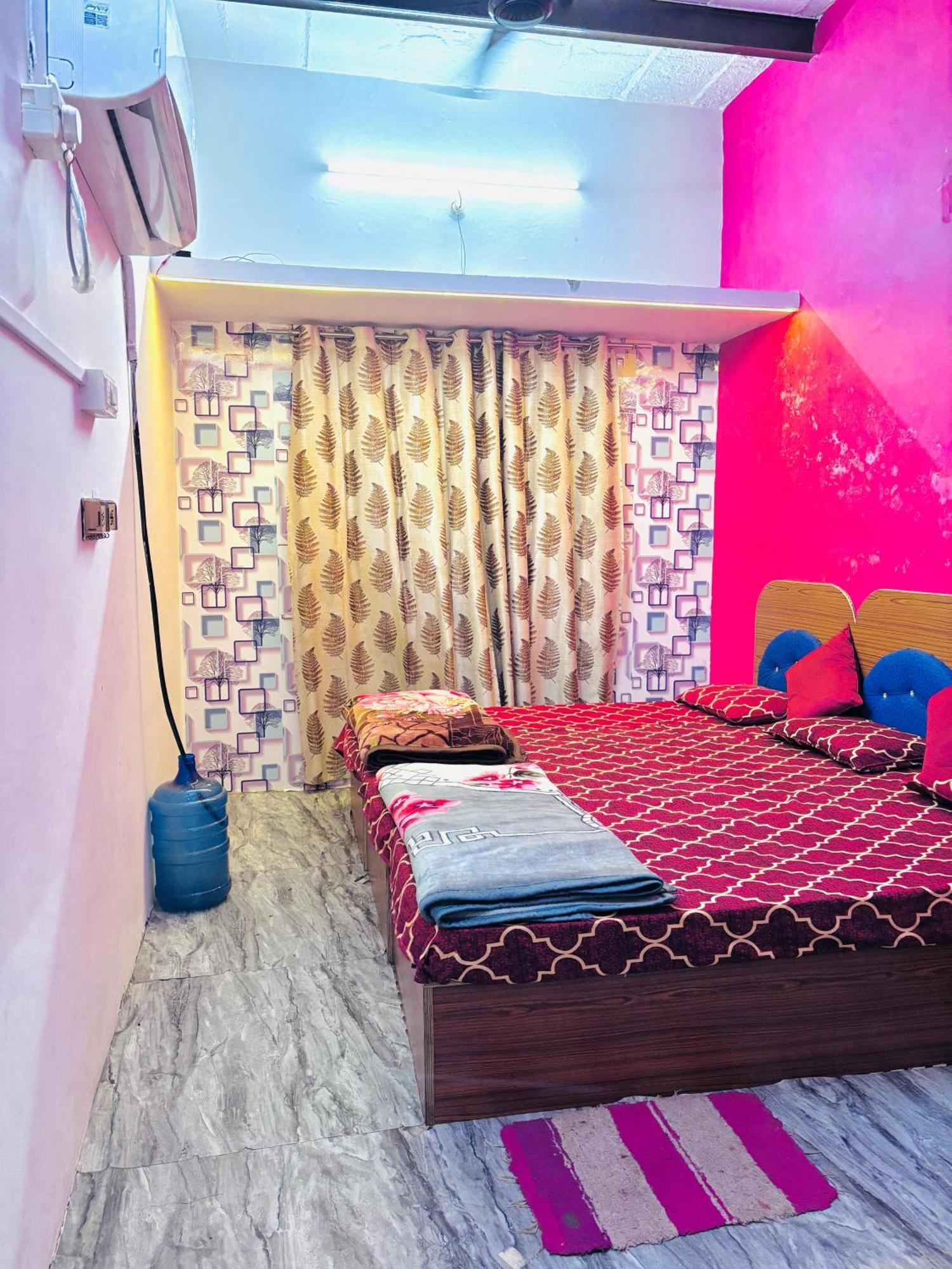 Shivalay Paying Guest House Waranasi Zewnętrze zdjęcie