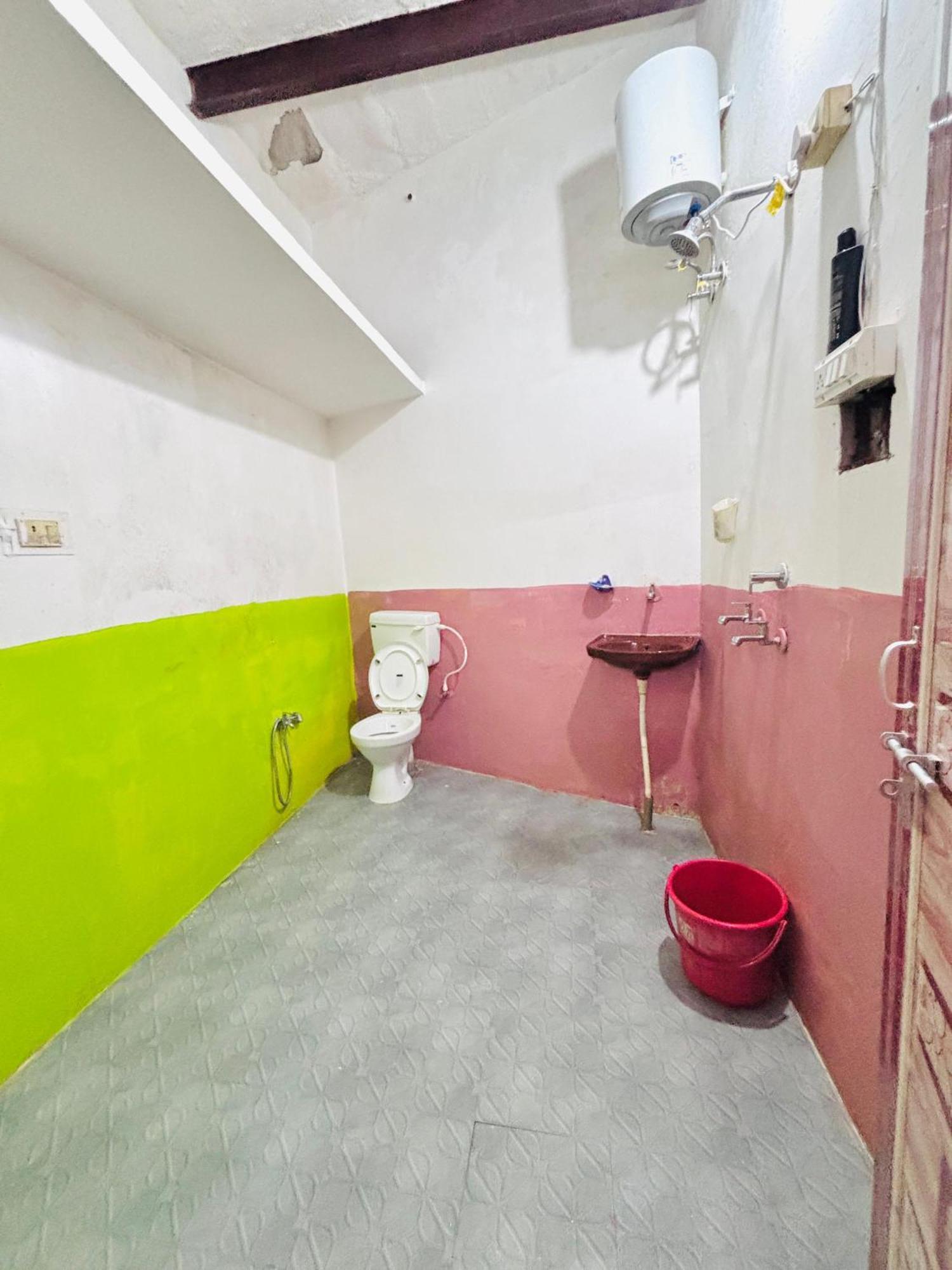 Shivalay Paying Guest House Waranasi Zewnętrze zdjęcie